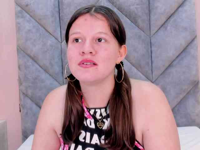 Lia-parker webcam