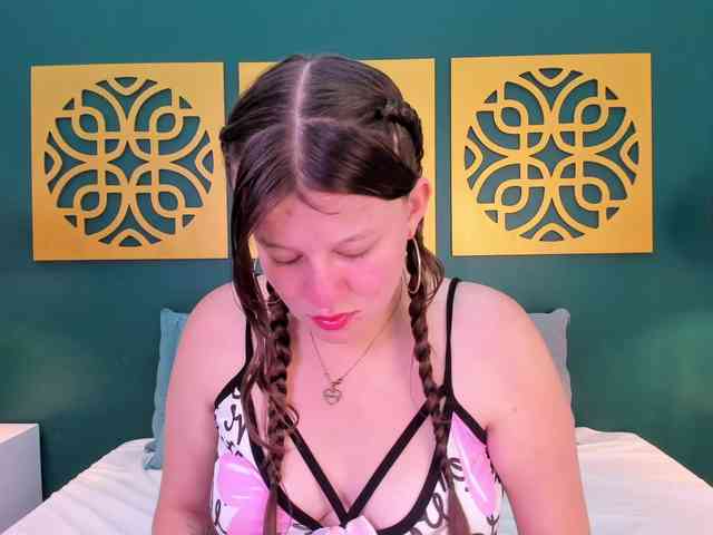 Lia-parker webcam