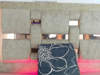 Natasha-Adams Porn Show