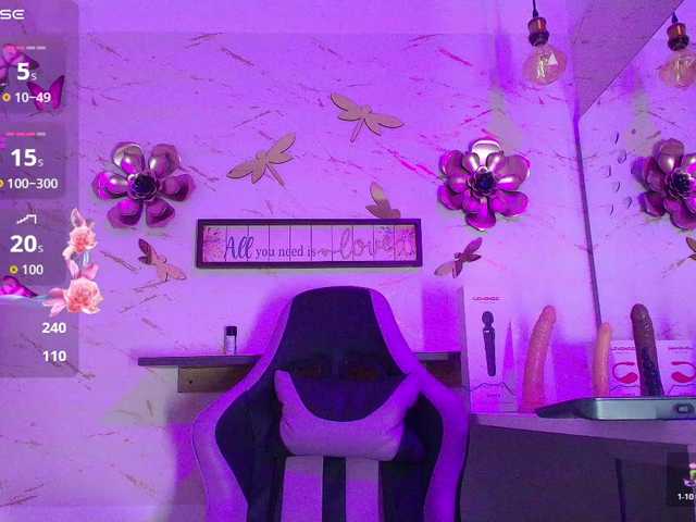 Natasha-Adams's BongaCams show and profile