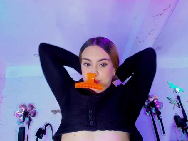 Natasha-Adams's BongaCams show and profile