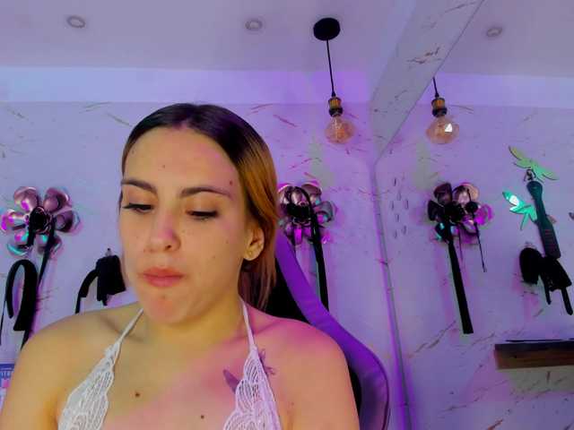 Natasha-Adams's BongaCams show and profile