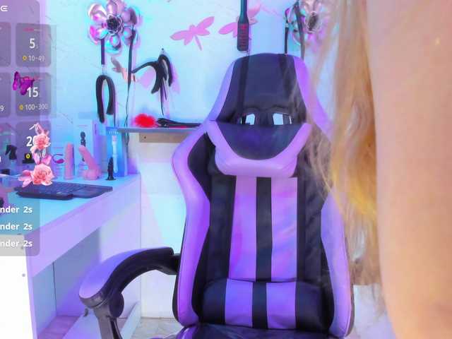 Natasha-Adams's BongaCams show and profile