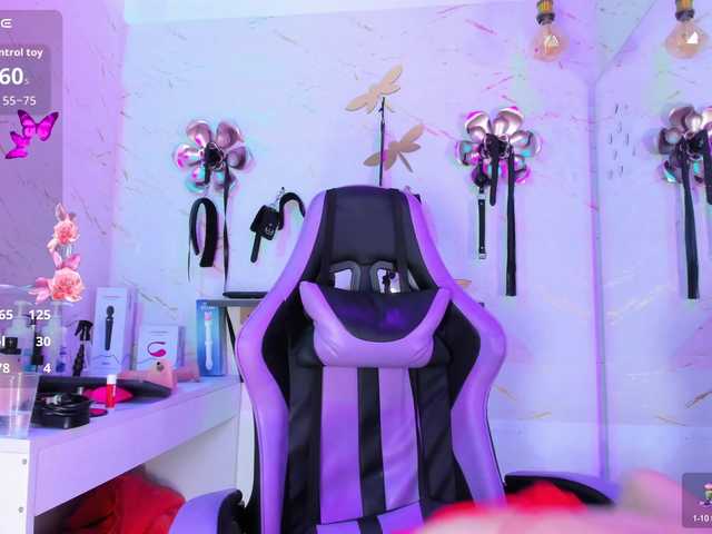 Natasha-Adams's BongaCams show and profile