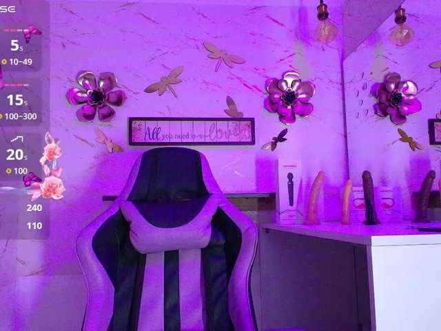 Natasha-Adams's BongaCams show and profile