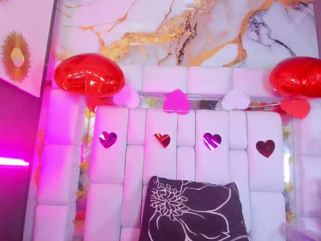 Natasha-Adams's BongaCams show and profile