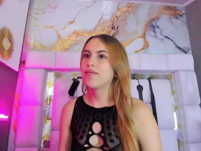 Natasha-Adams webcam