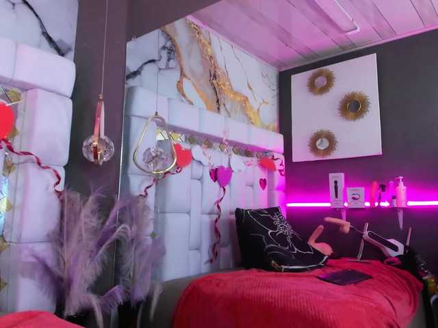 Natasha-Adams's BongaCams show and profile