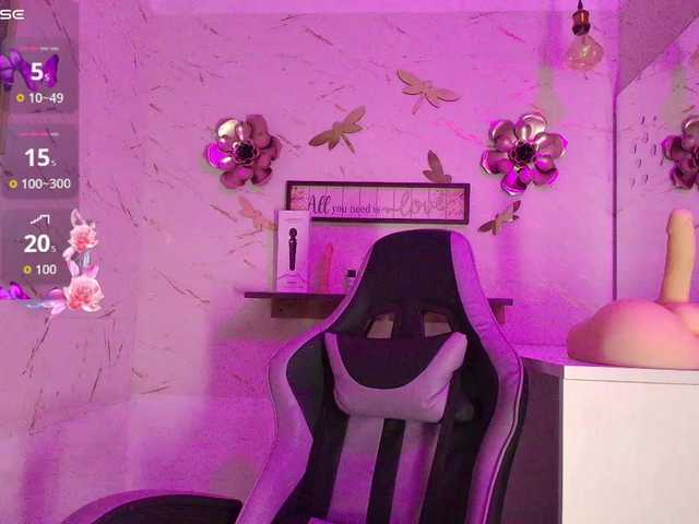 Natasha-Adams webcam