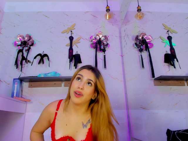 Natasha-Adams's BongaCams show and profile