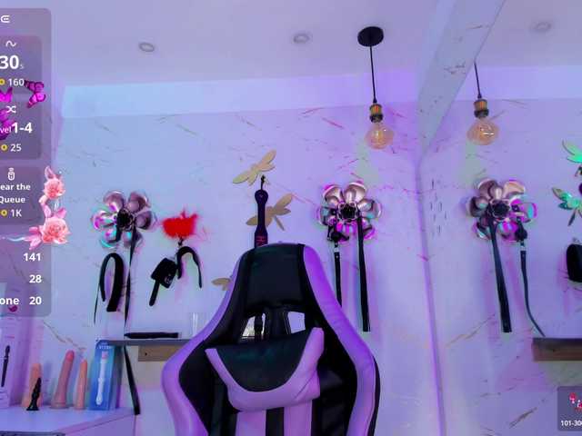 Natasha-Adams webcam