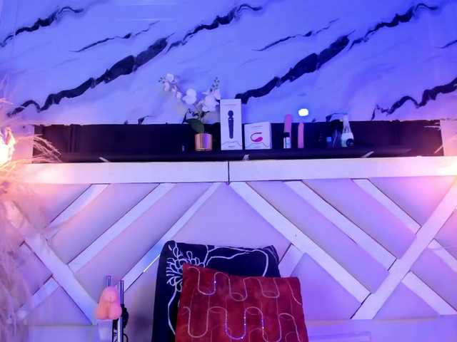 Natasha-Adams's BongaCams show and profile