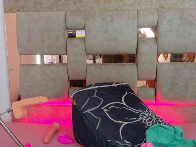 Natasha-Adams Natasha-Adams