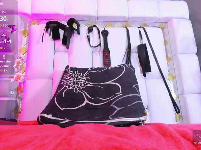 Natasha-Adams webcam