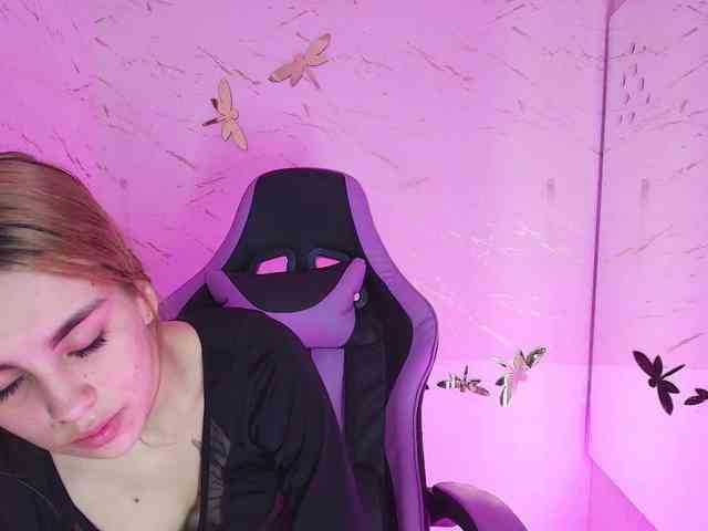 Natasha-Adams Natasha-Adams