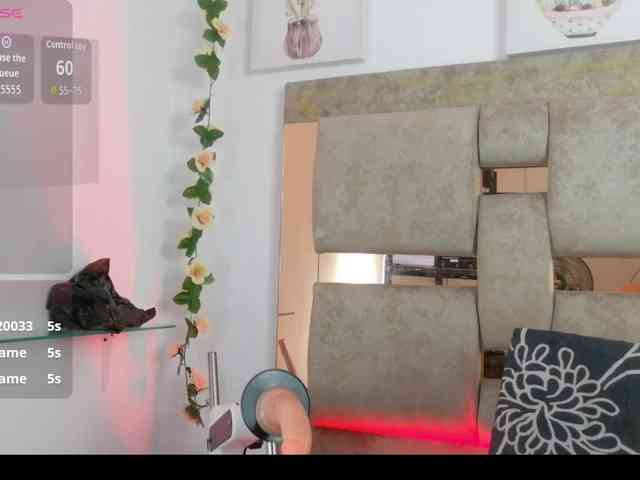 Natasha-Adams Natasha-Adams