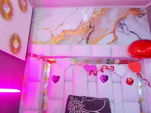 Natasha-Adams webcam