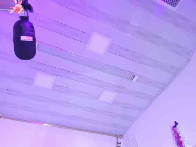 Natasha-Adams webcam