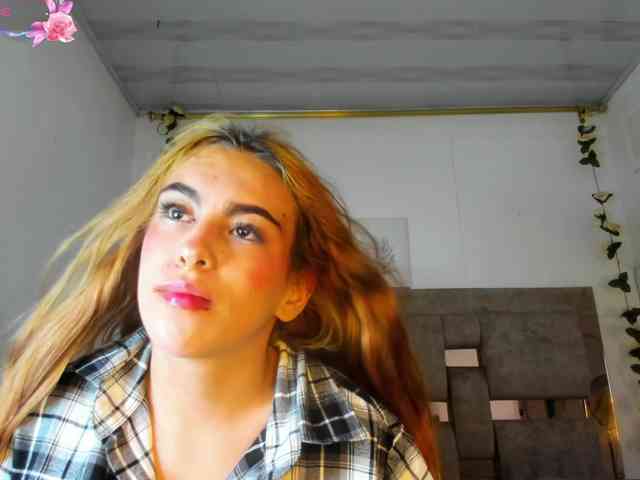Natasha-Adams webcam