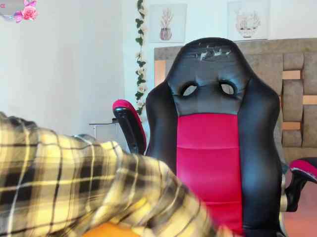Natasha-Adams webcam