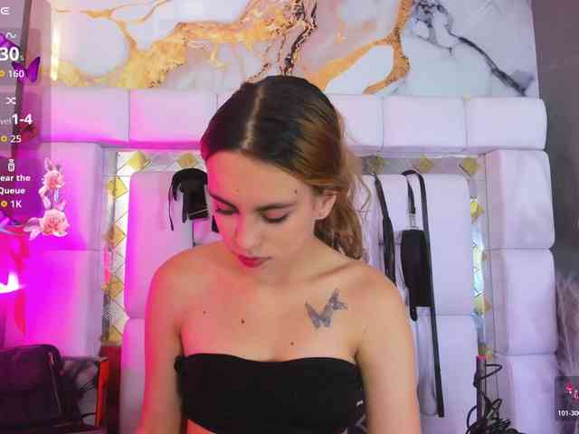 Natasha-Adams webcam