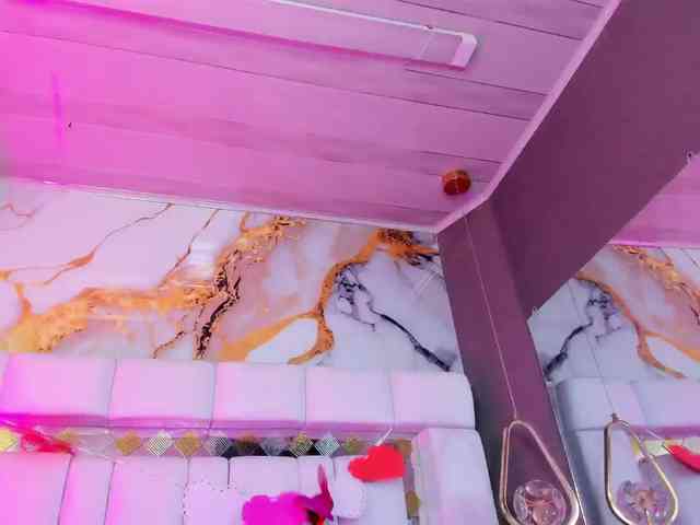 Natasha-Adams webcam