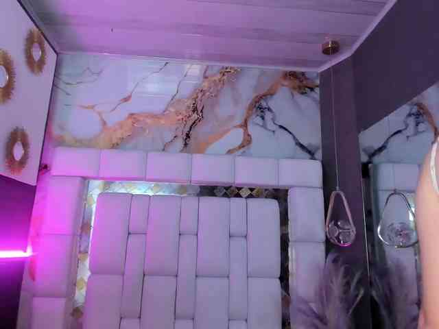 Natasha-Adams webcam