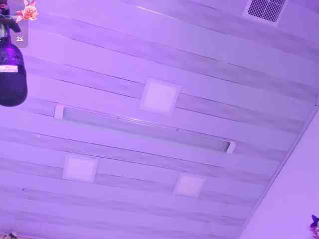 Natasha-Adams webcam
