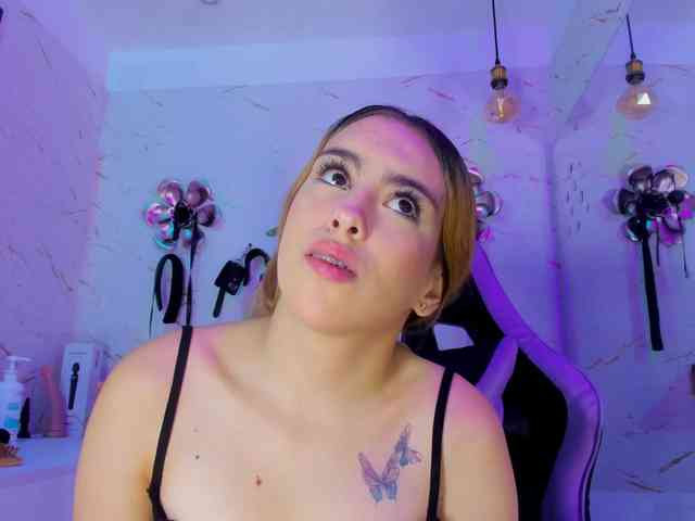 Natasha-Adams Natasha-Adams