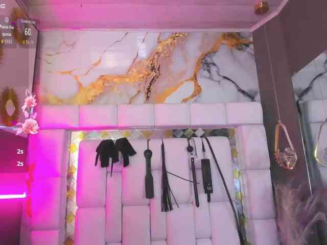 Natasha-Adams webcam