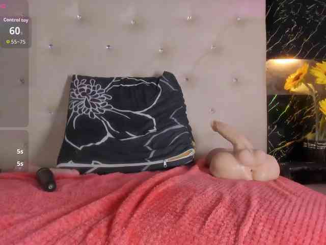 Natasha-Adams Natasha-Adams