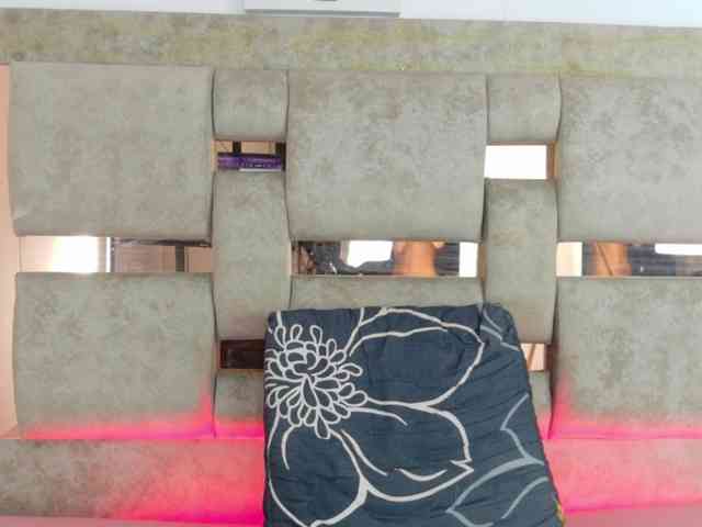 Natasha-Adams webcam