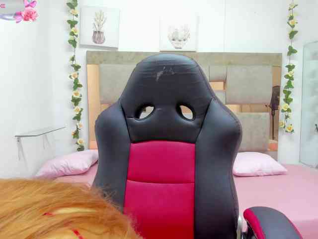 Natasha-Adams webcam