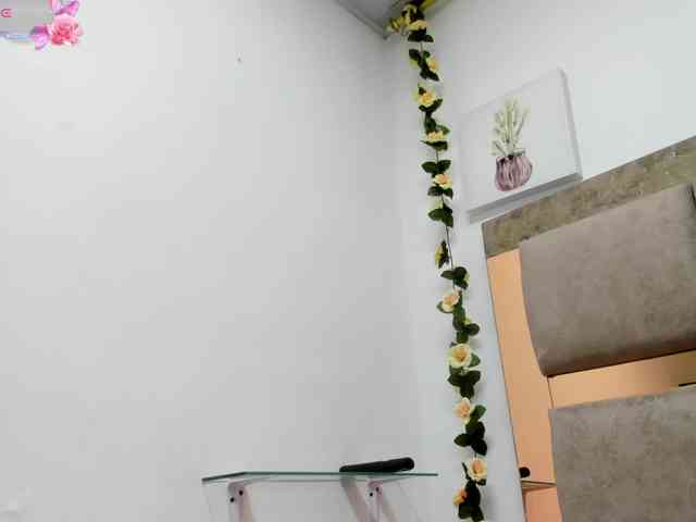 Natasha-Adams webcam