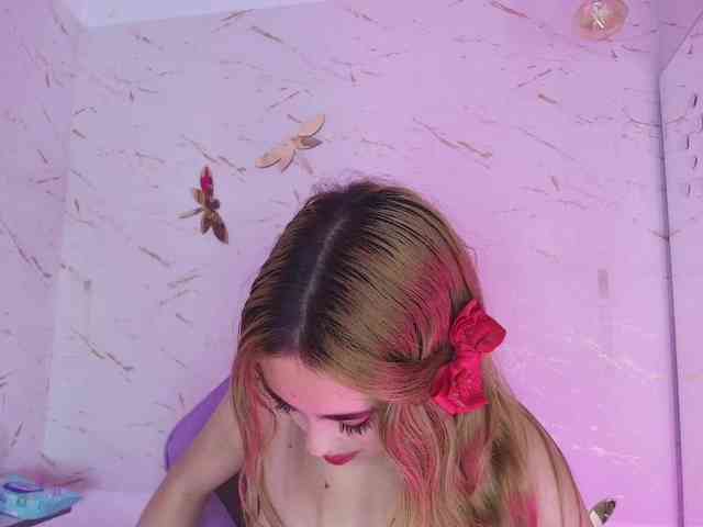 Natasha-Adams webcam