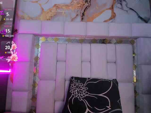 Natasha-Adams webcam