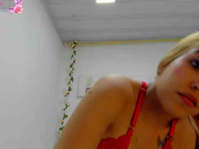Natasha-Adams webcam