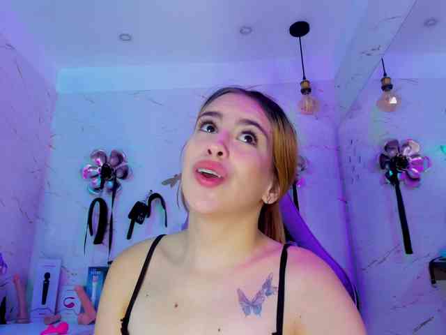 Natasha-Adams Natasha-Adams