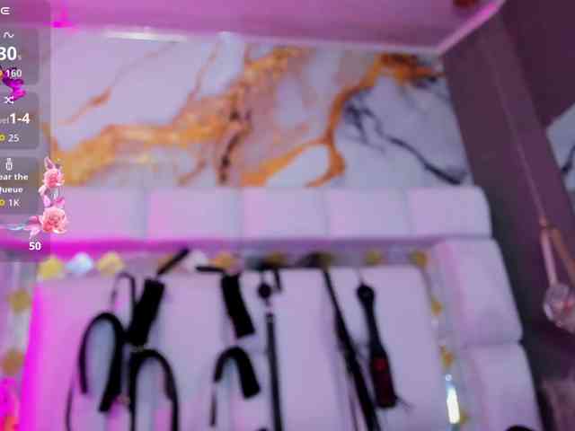 Natasha-Adams Natasha-Adams