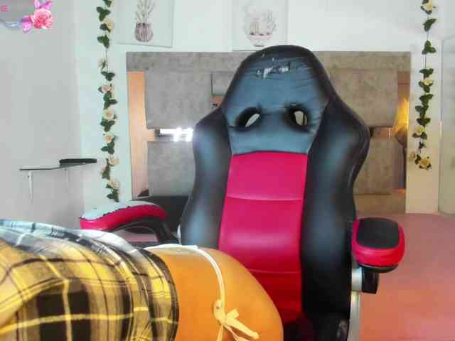 Natasha-Adams webcam