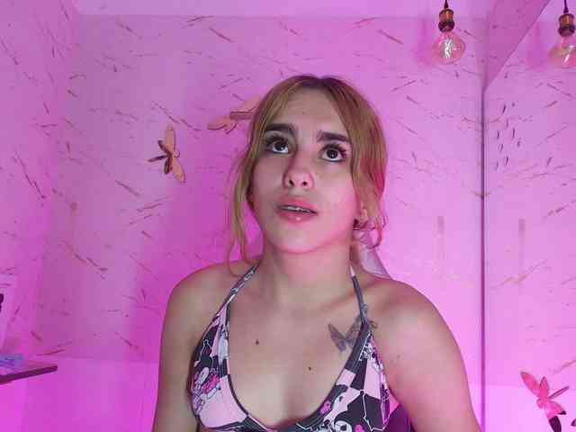 Natasha-Adams Natasha-Adams