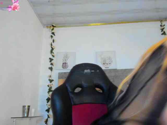 Natasha-Adams webcam