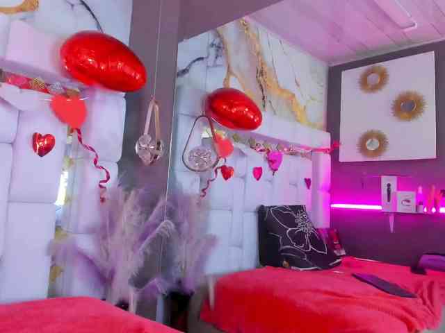 Natasha-Adams webcam