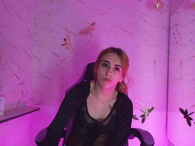 Natasha-Adams Natasha-Adams