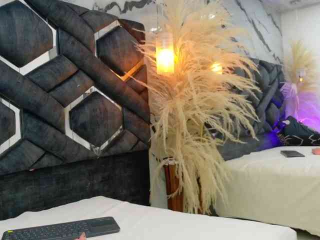 Natasha-Adams webcam