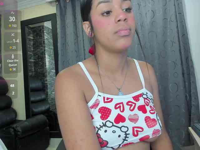 alaia-brown webcam