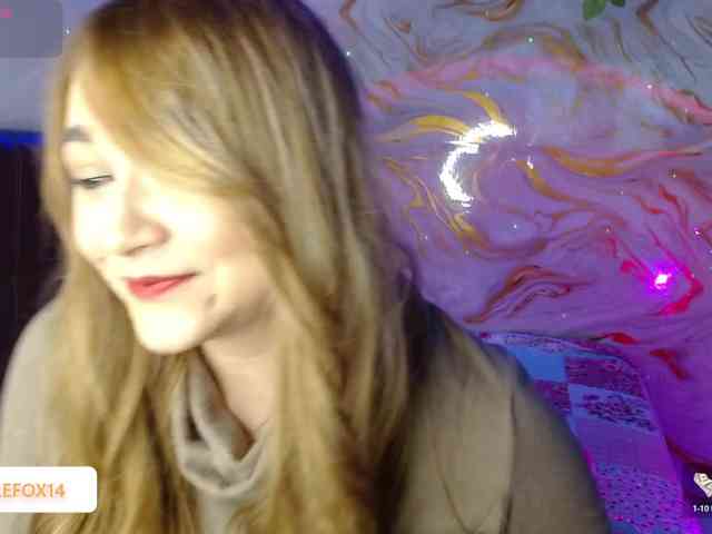 Valeryfoxx1 webcam
