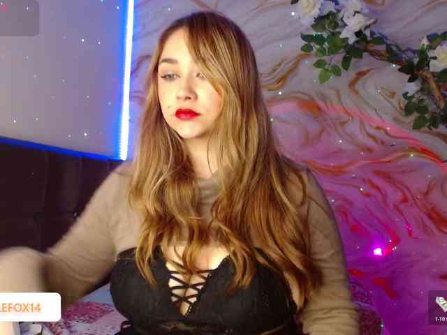 Valeryfoxx1 webcam