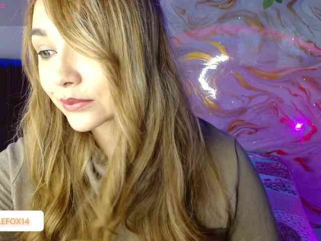 Valeryfoxx1 webcam