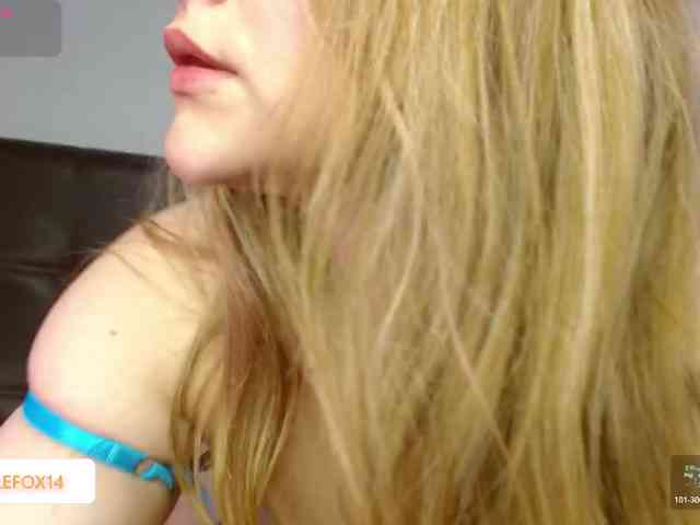 Valeryfoxx1 webcam